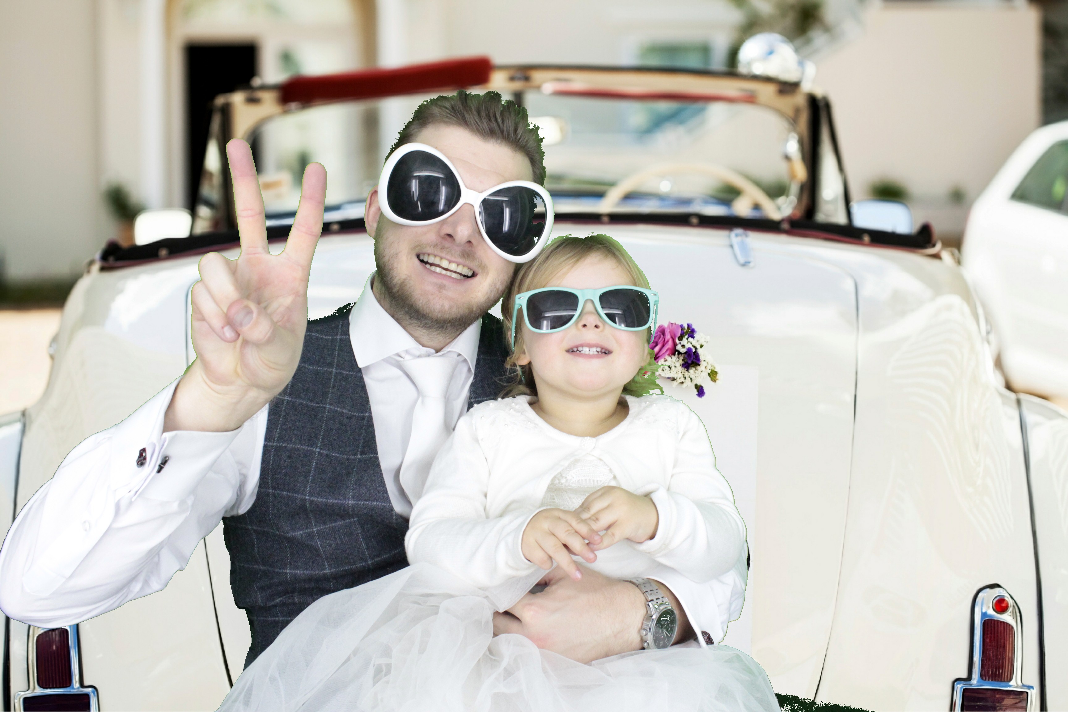 Mr & Mrs Johnson | View more photos from the event at gallery.myphotoboothexperience.co.uk/u/MyPhotoBoothExperienceLtd/Mr-Mrs-Johnson